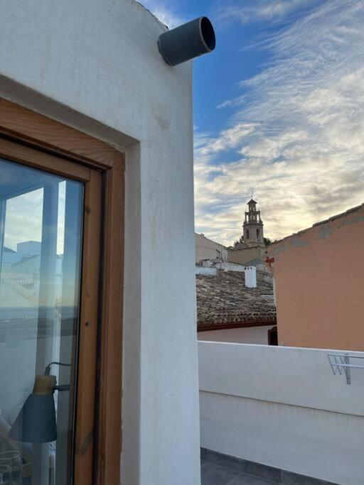 Stunning Mountain And Sea Views Apartment *